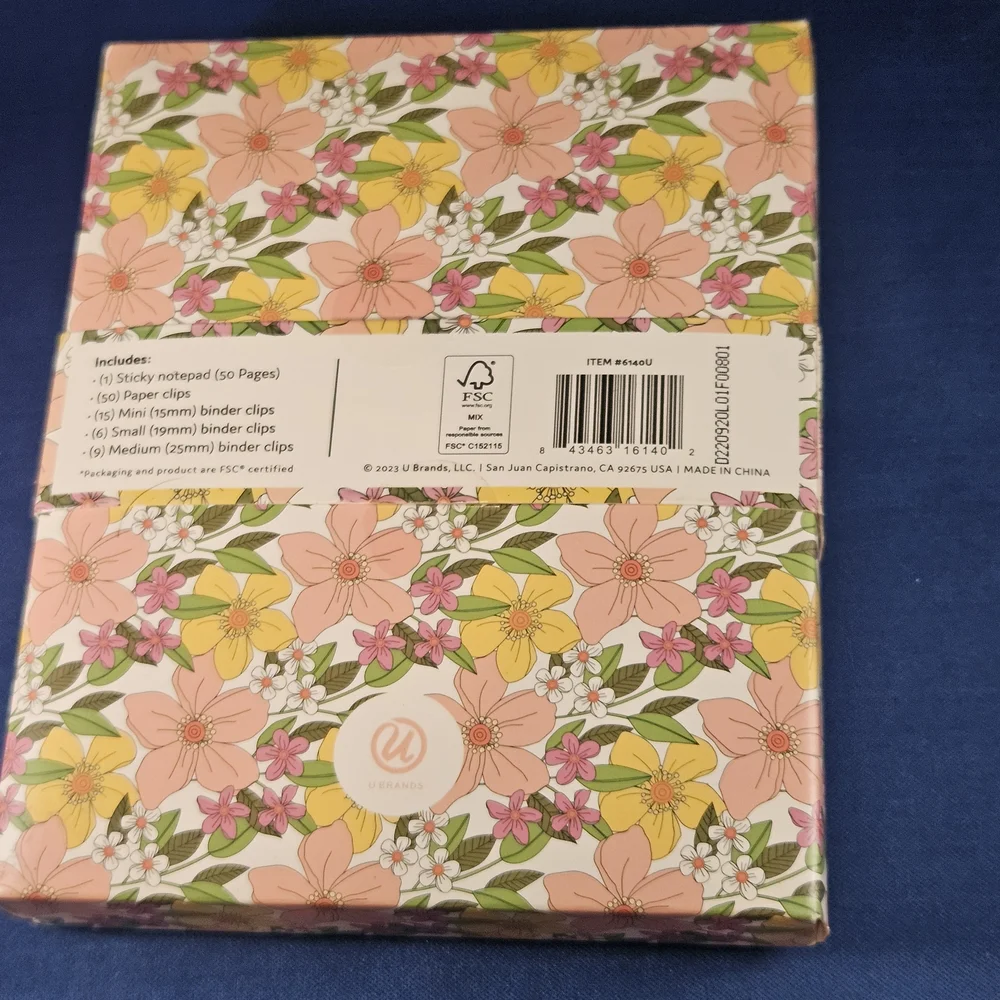 Desk Duo Essentials Office Accessory Set and Planner- BRAND NEW